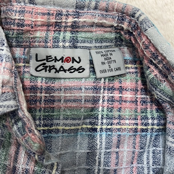 Vintage Pastel Plaid Crop Button-up Shirt - Picture 3 of 3